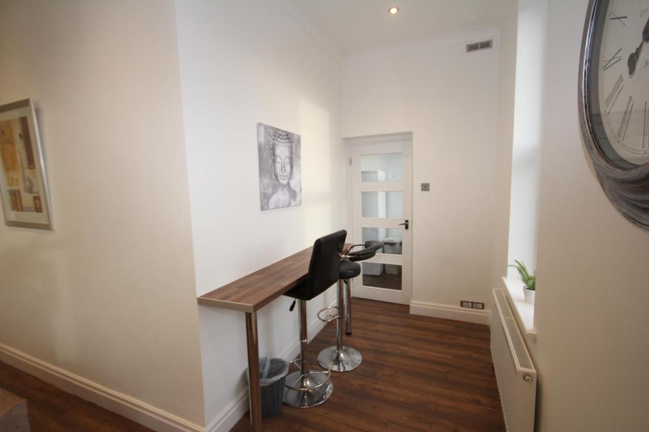 Great West Road Apartments Flat C Londres Exterior foto